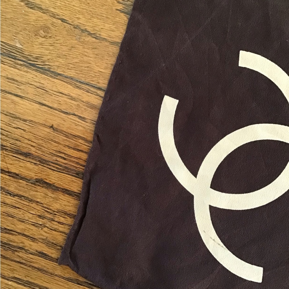 ***NFS Chanel CC Brown Silk Pocket Square Scarf RARE - Picture 3 of 4